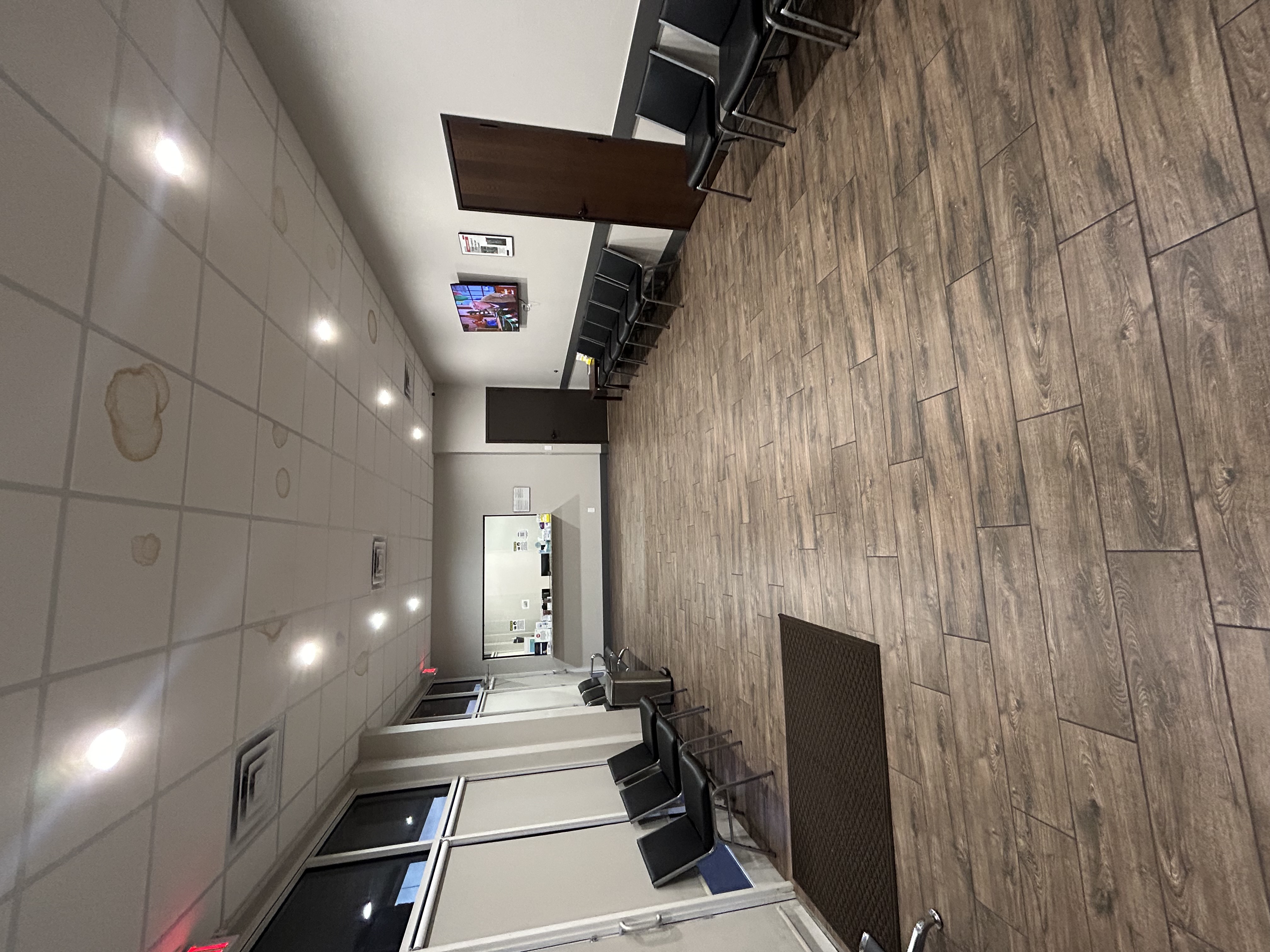 Moore, OK clinic exterior